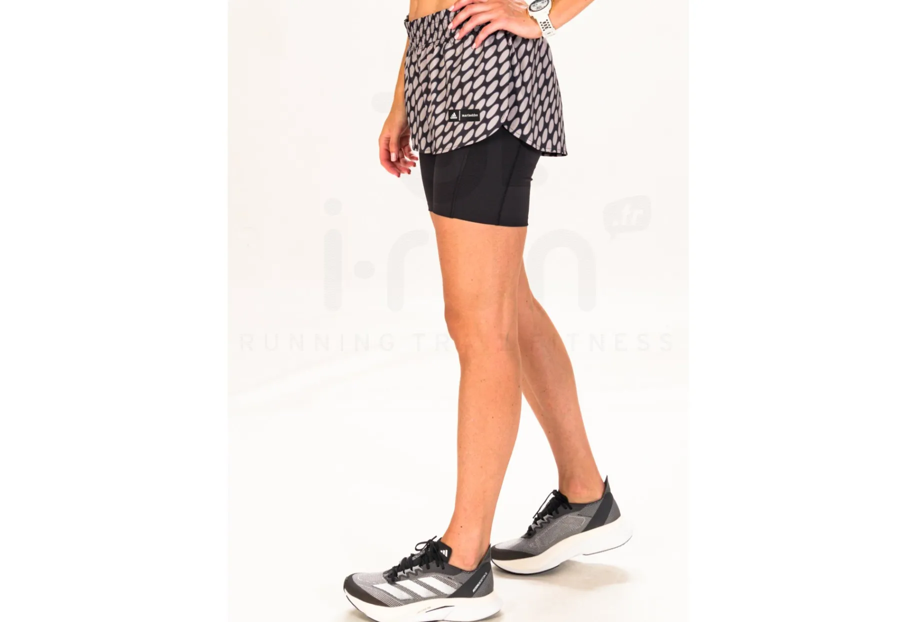 adidas pantalón corto Marimekko Run Icons 2 en 1