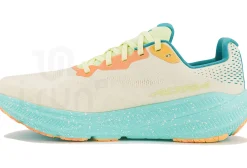 Altra Experience Flow 3