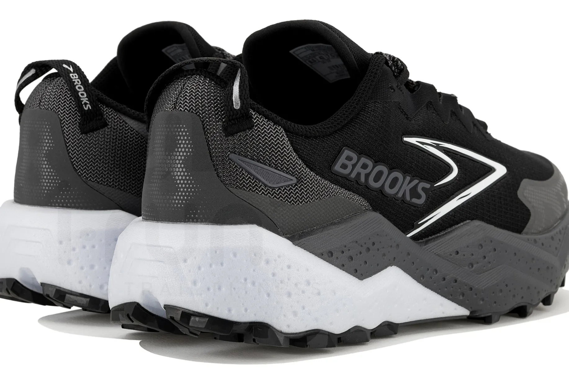 Brooks Caldera 8