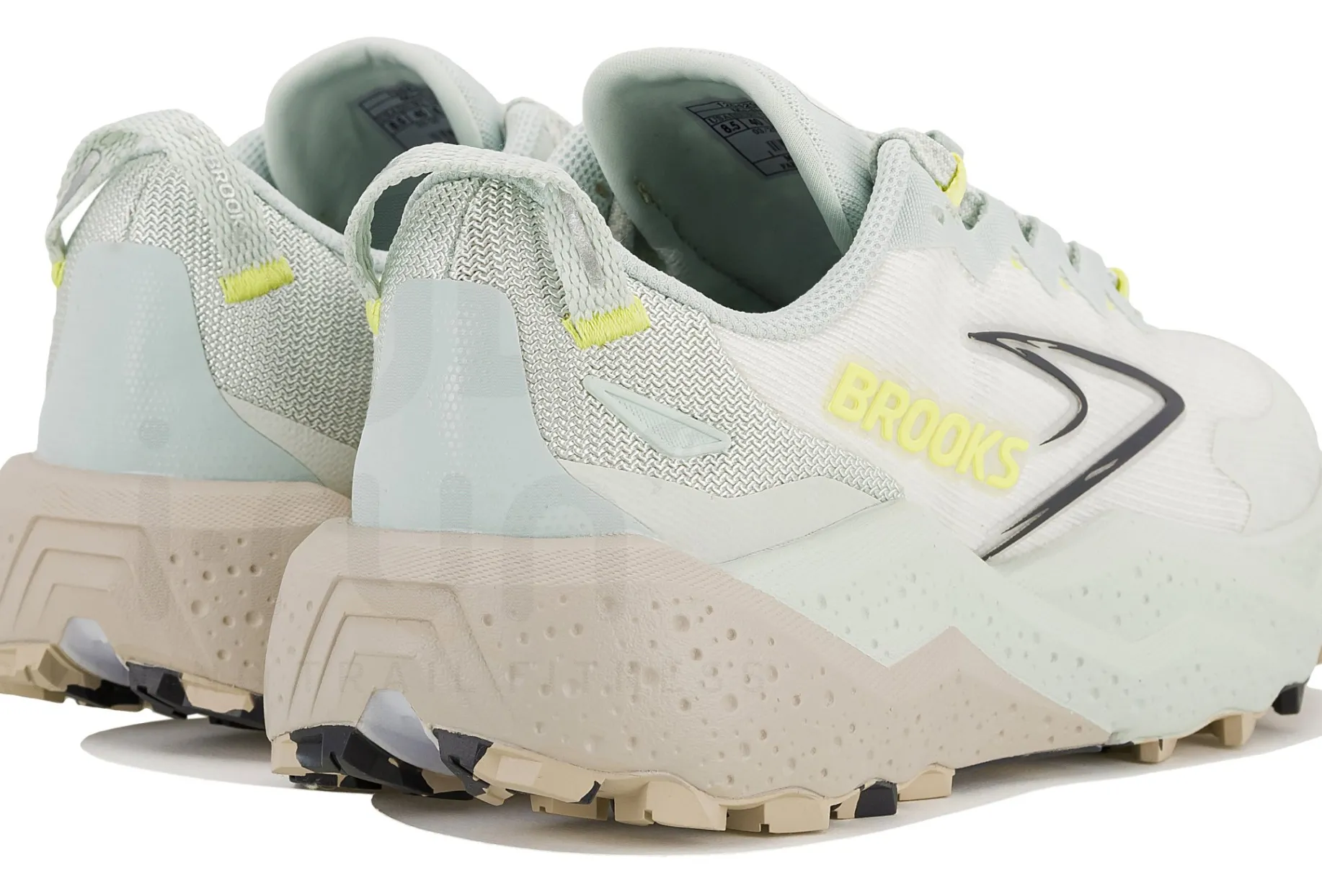 Brooks Caldera 8