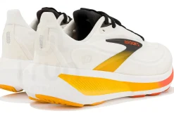 Brooks Revel 9