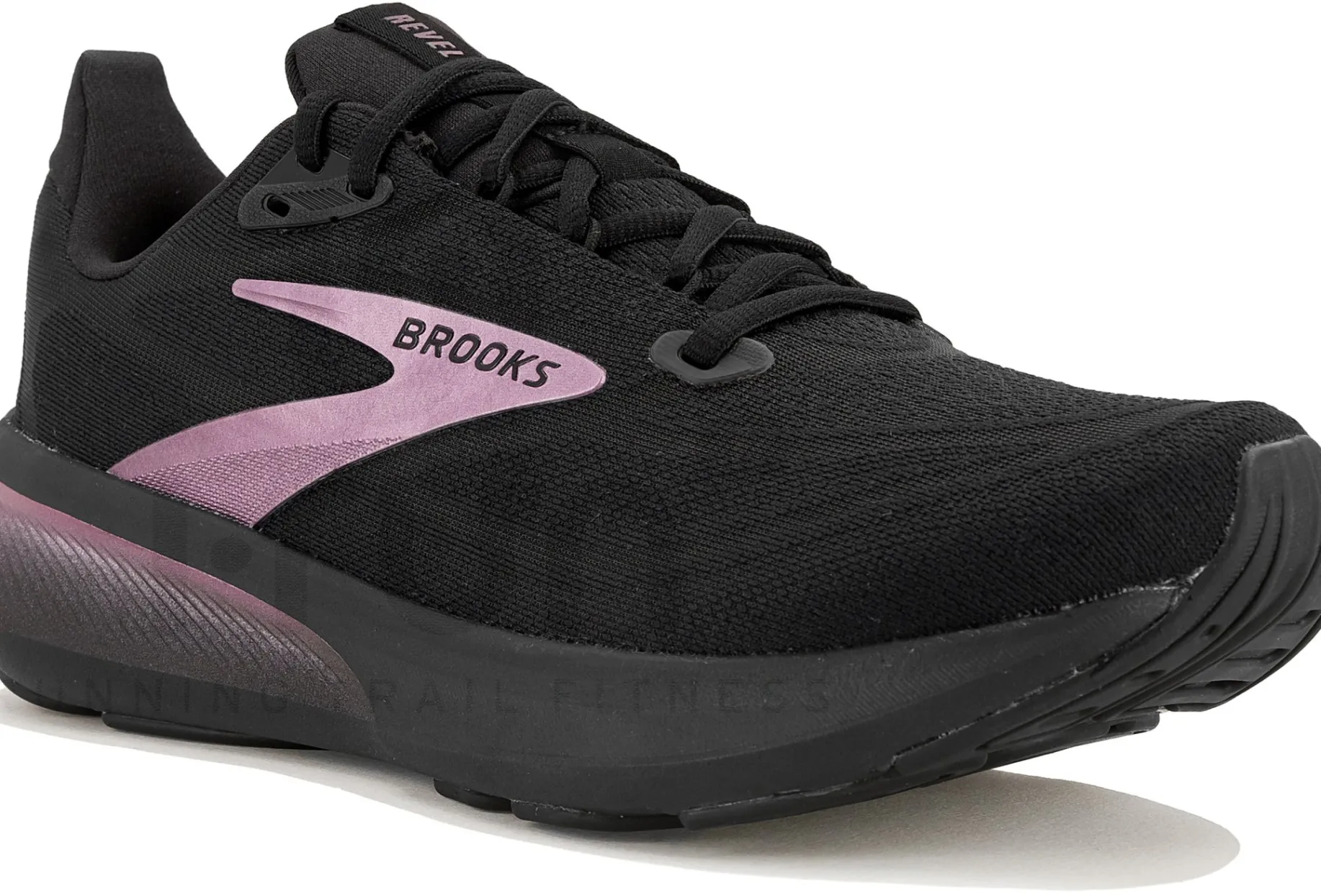 Brooks Revel 9