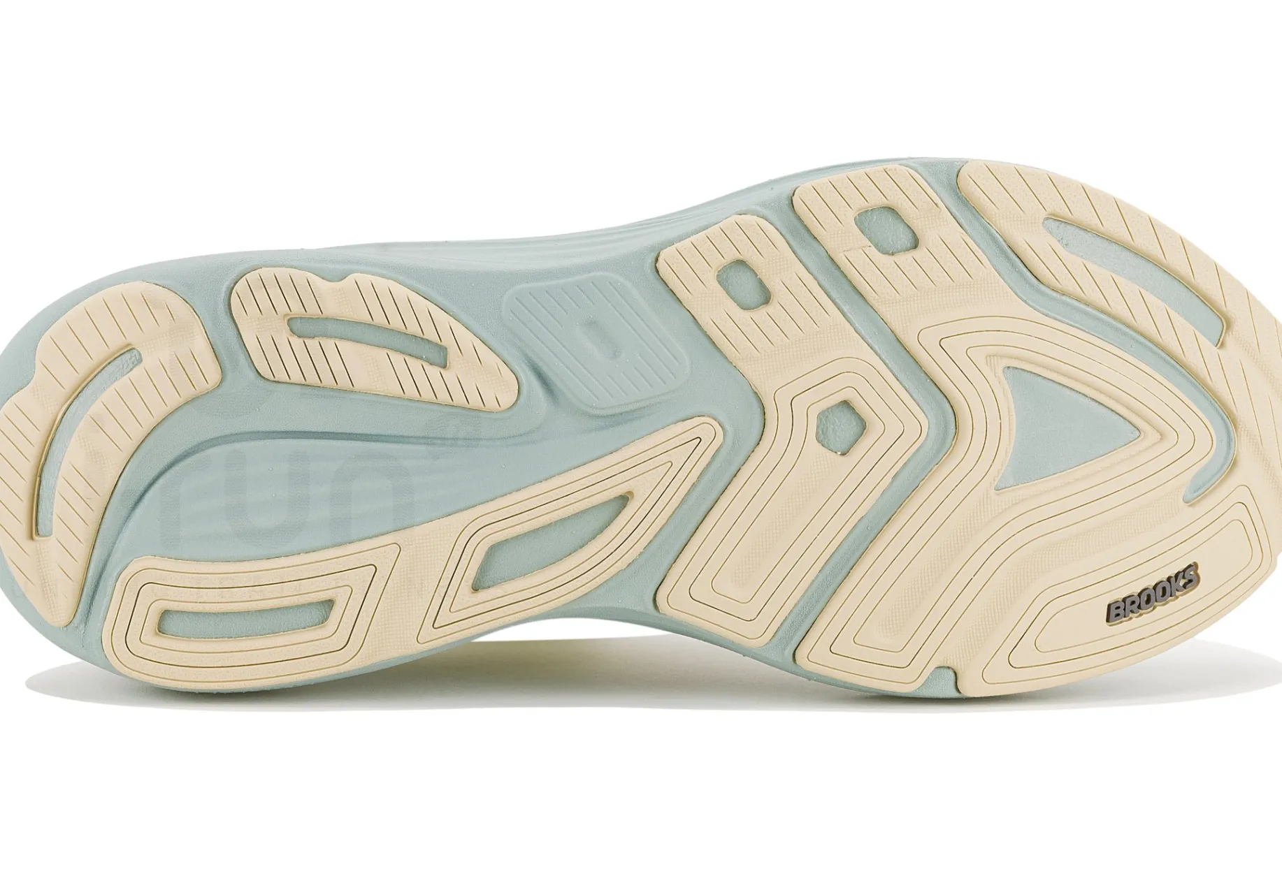 Brooks Revel 8