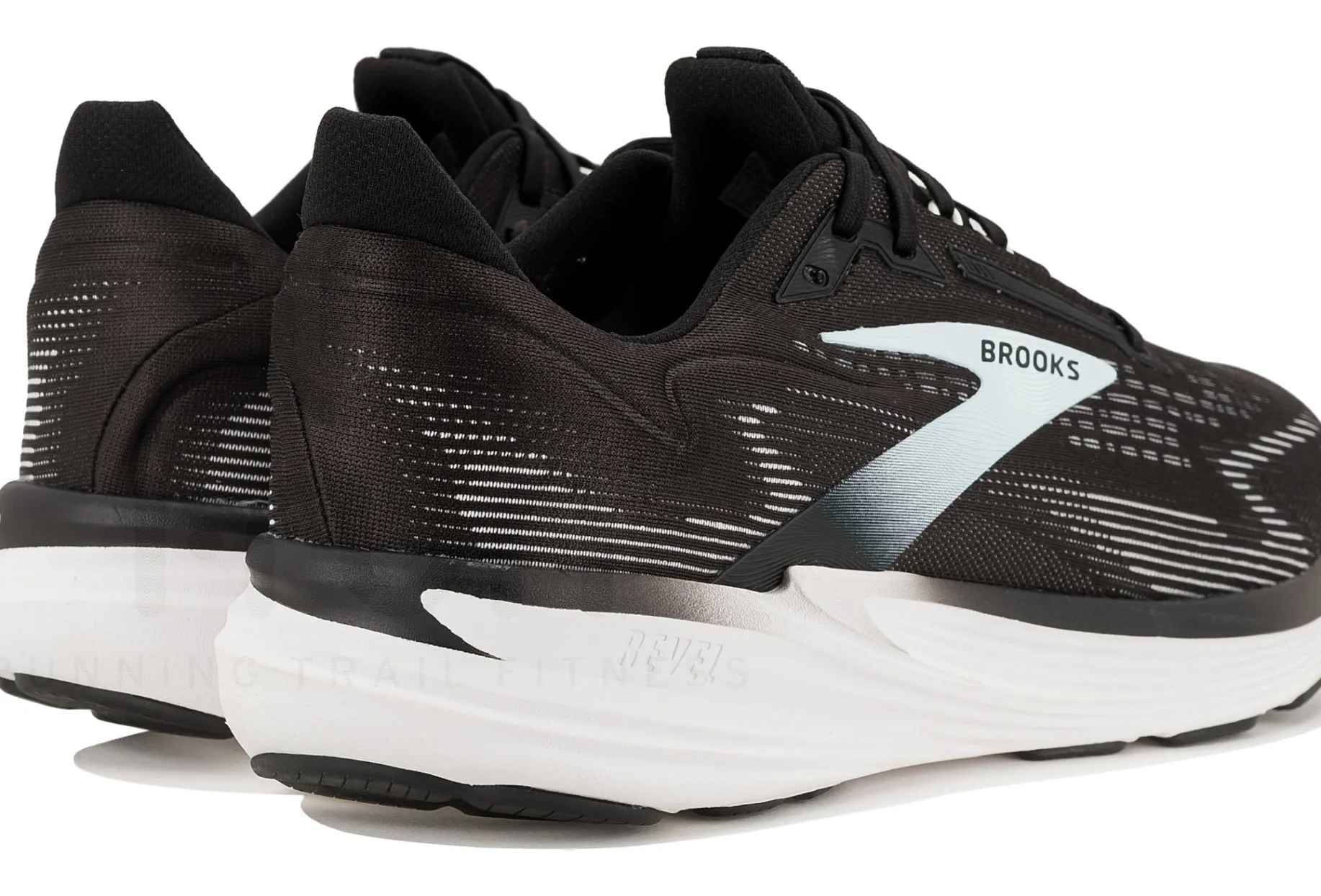Brooks Revel 8