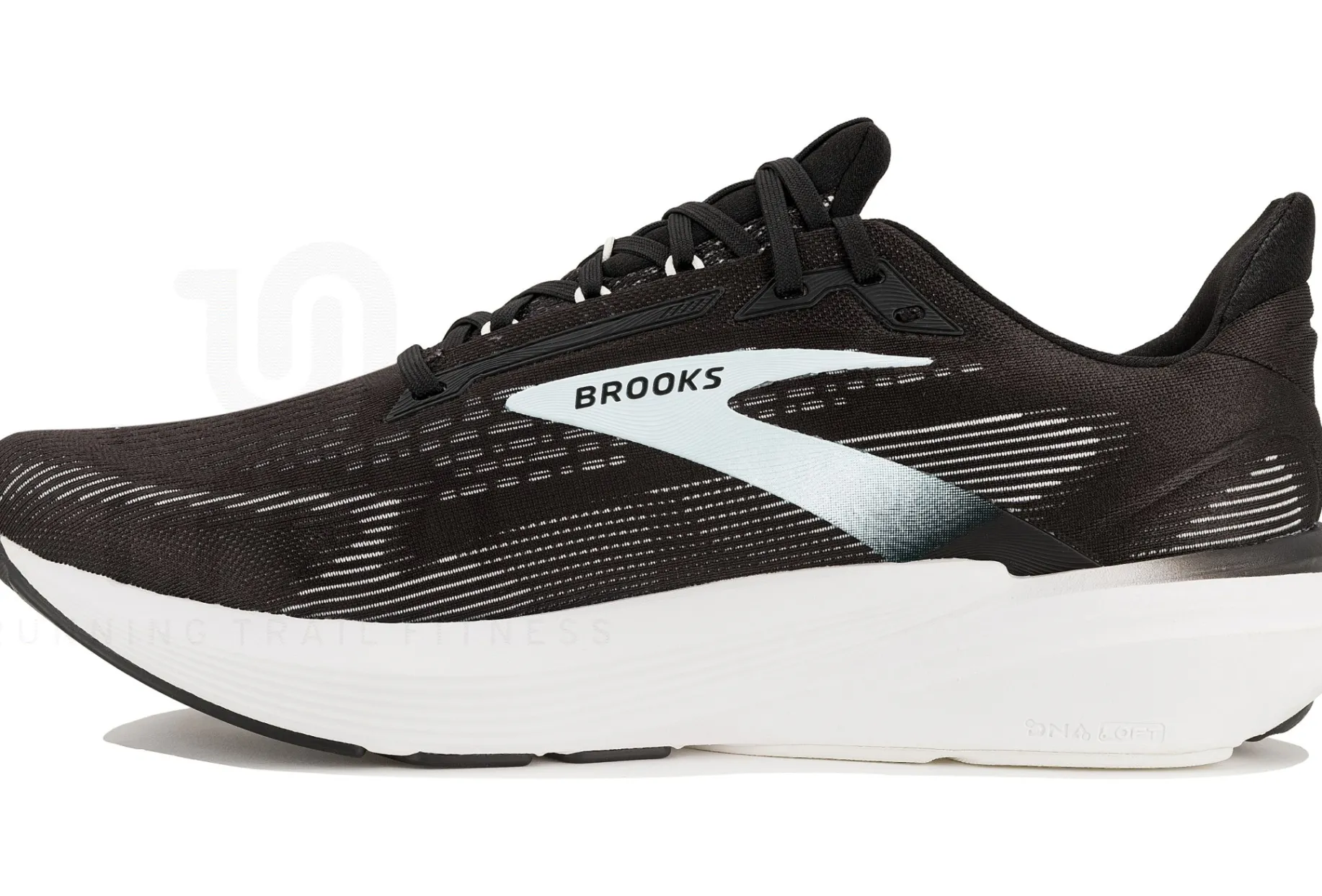 Brooks Revel 8