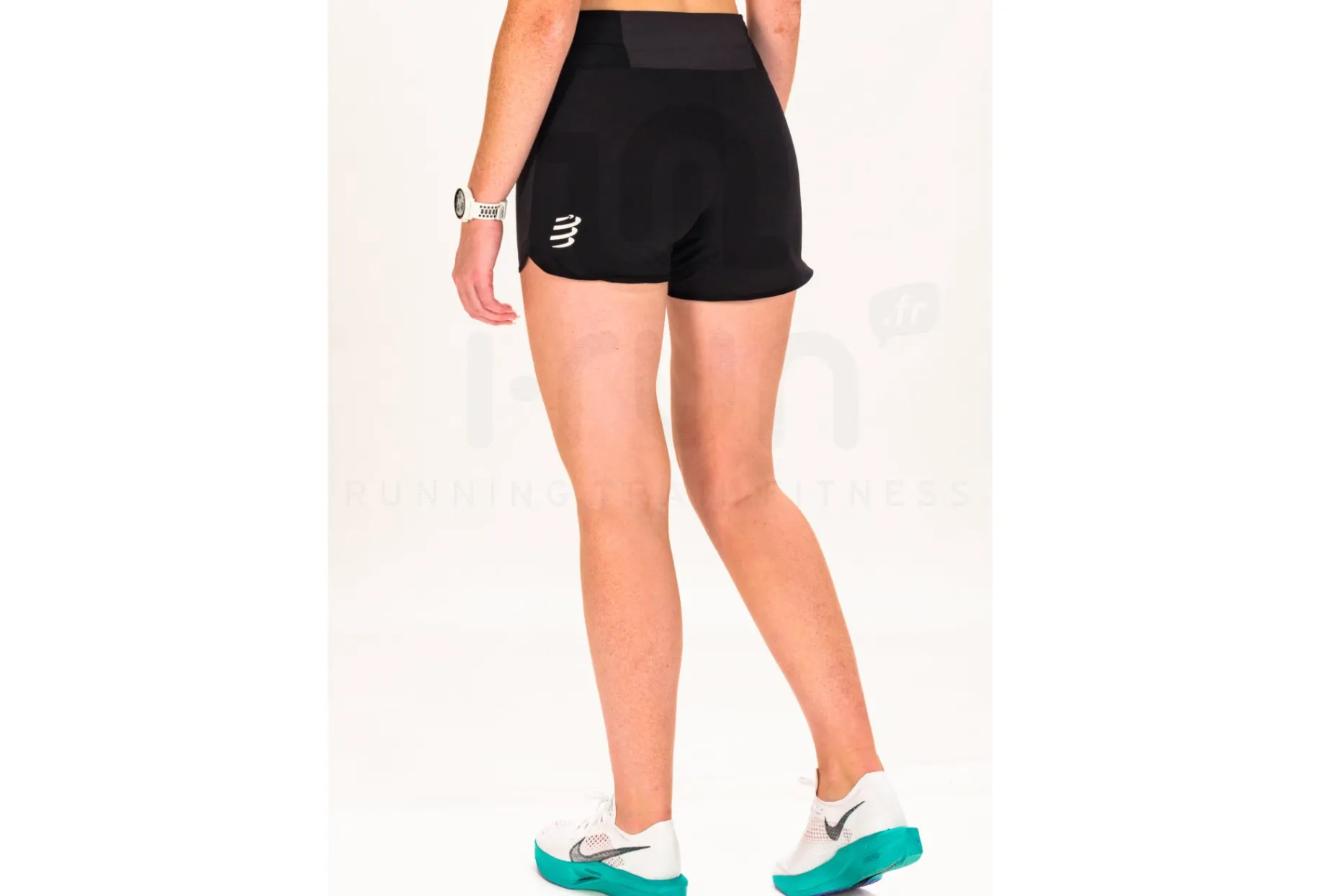 Compressport sobrepantalón corto Performance Black Edition 2023