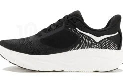 Hoka One One Arahi 9