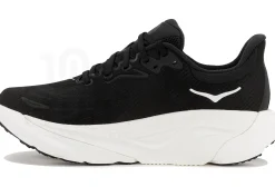 Hoka One One Arahi 8