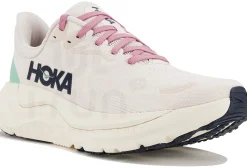 Hoka One One Arahi 8