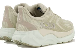 Hoka One One Arahi 8