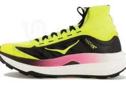 Hoka One One Tecton X 3 Neon Pack: Una colección con colores vibrantes y fluorescentes.