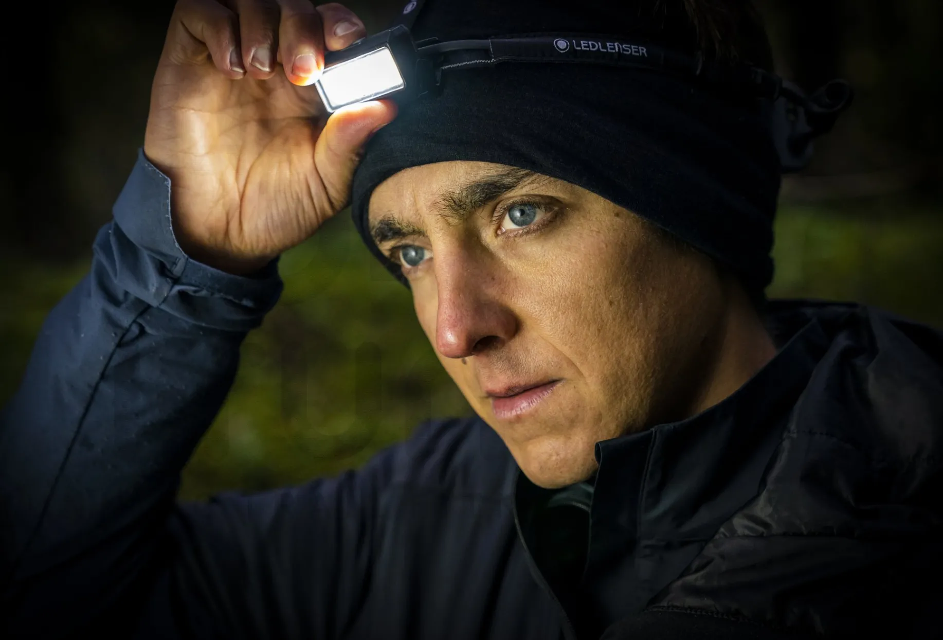 Ledlenser linterna frontal NEO9R
