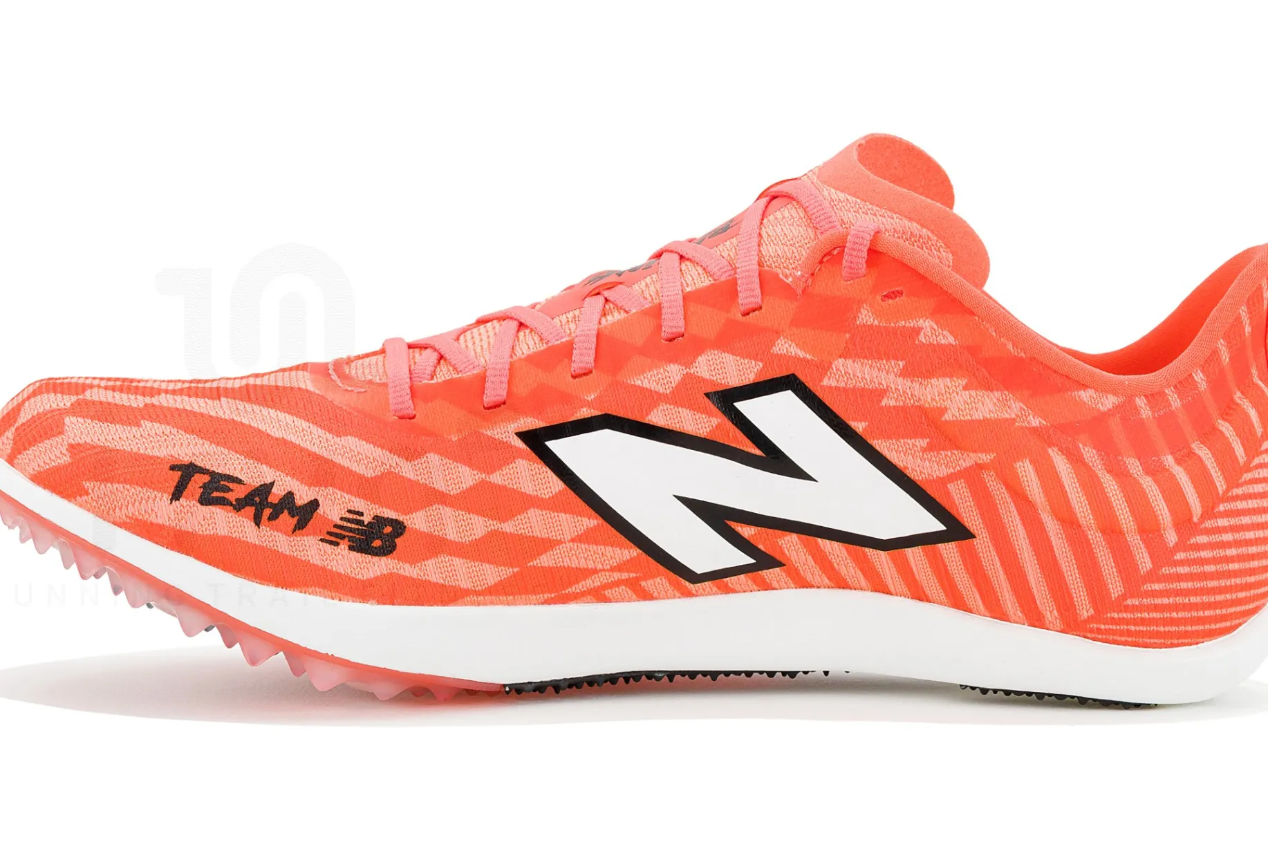 New Balance FuelCell MD500 V9