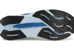 New Balance FuelCell Propel V5