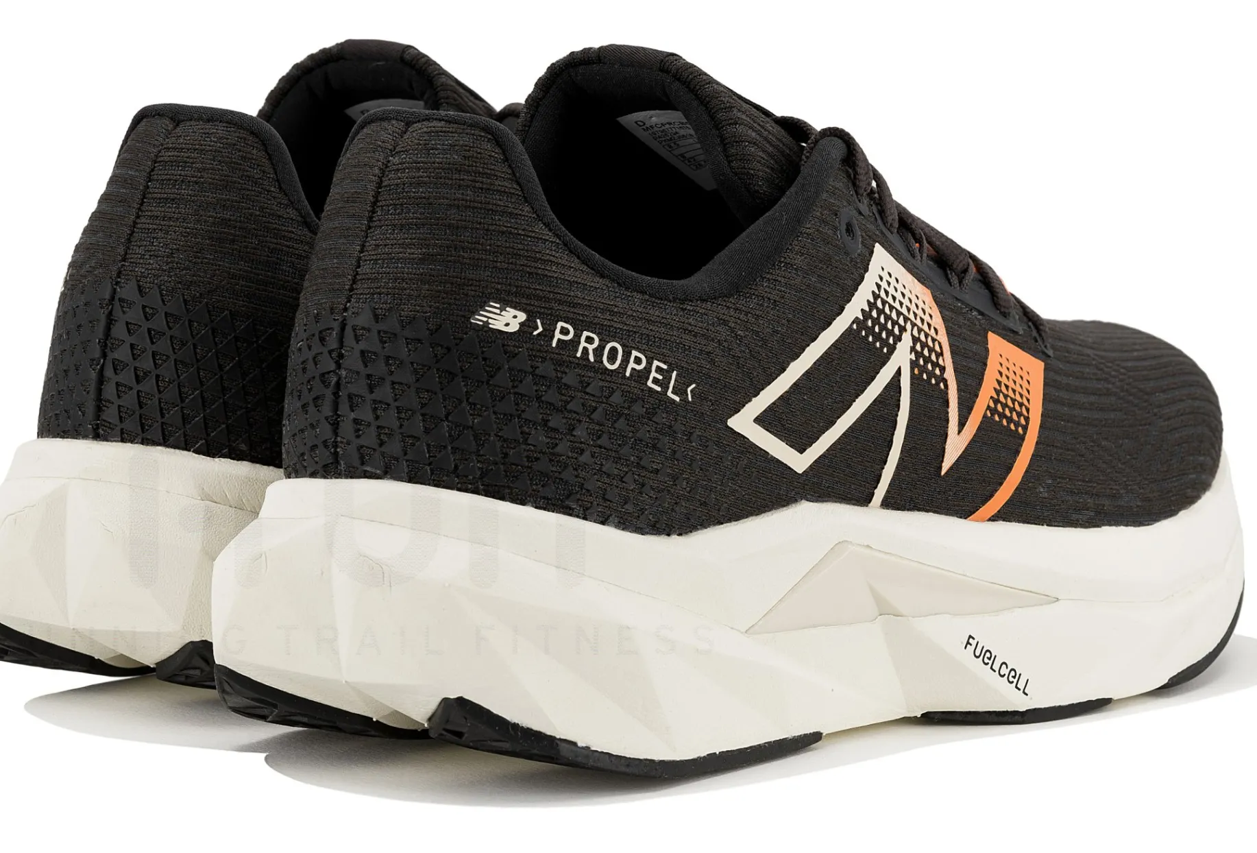 New Balance FuelCell Propel V5 M