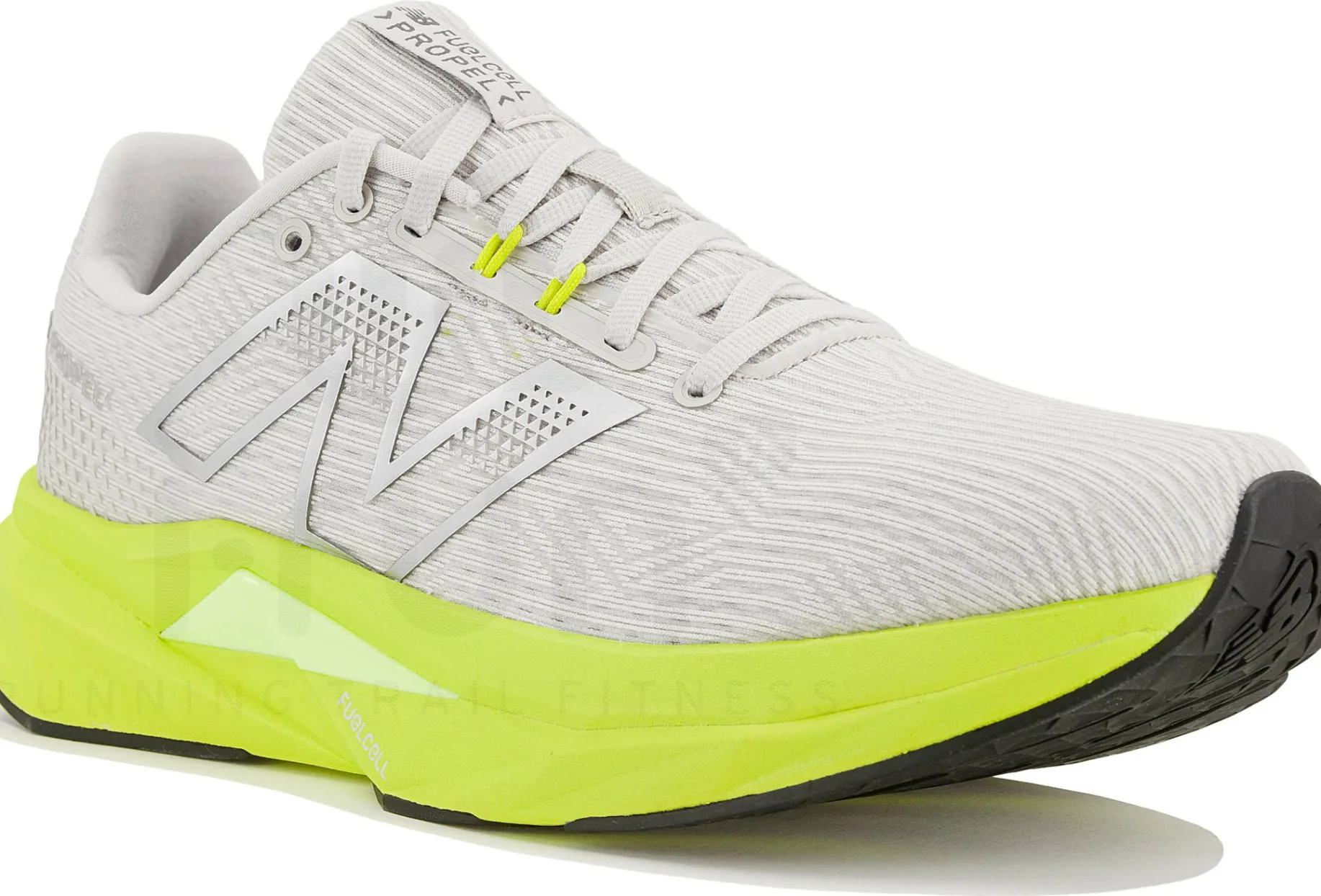 New Balance FuelCell Propel V5 M