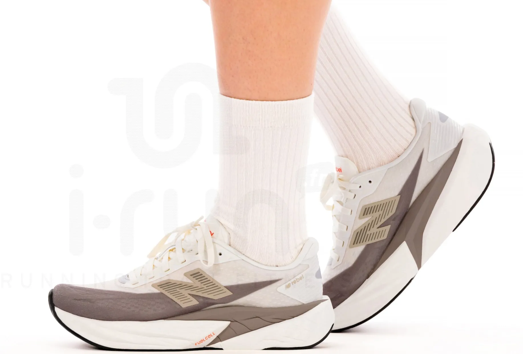 New Balance FuelCell Rebel V5