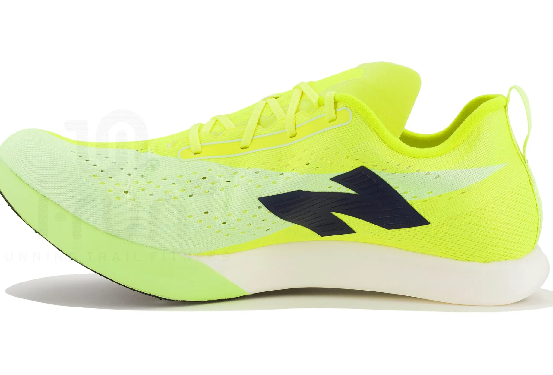 New Balance FuelCell SuperComp MD-X V3