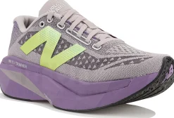 New Balance FuelCell SuperComp Trainer V3