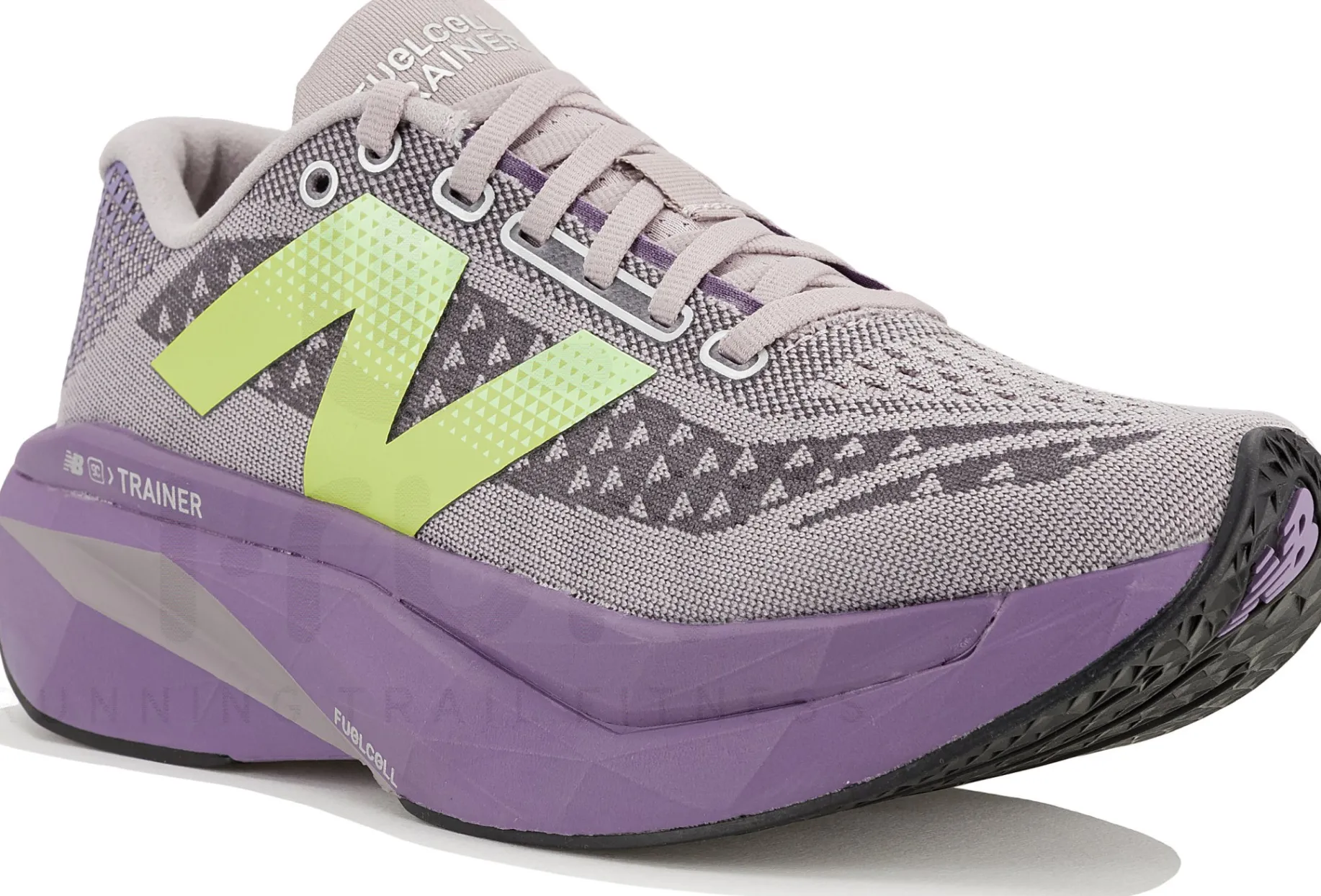 New Balance FuelCell SuperComp Trainer V3