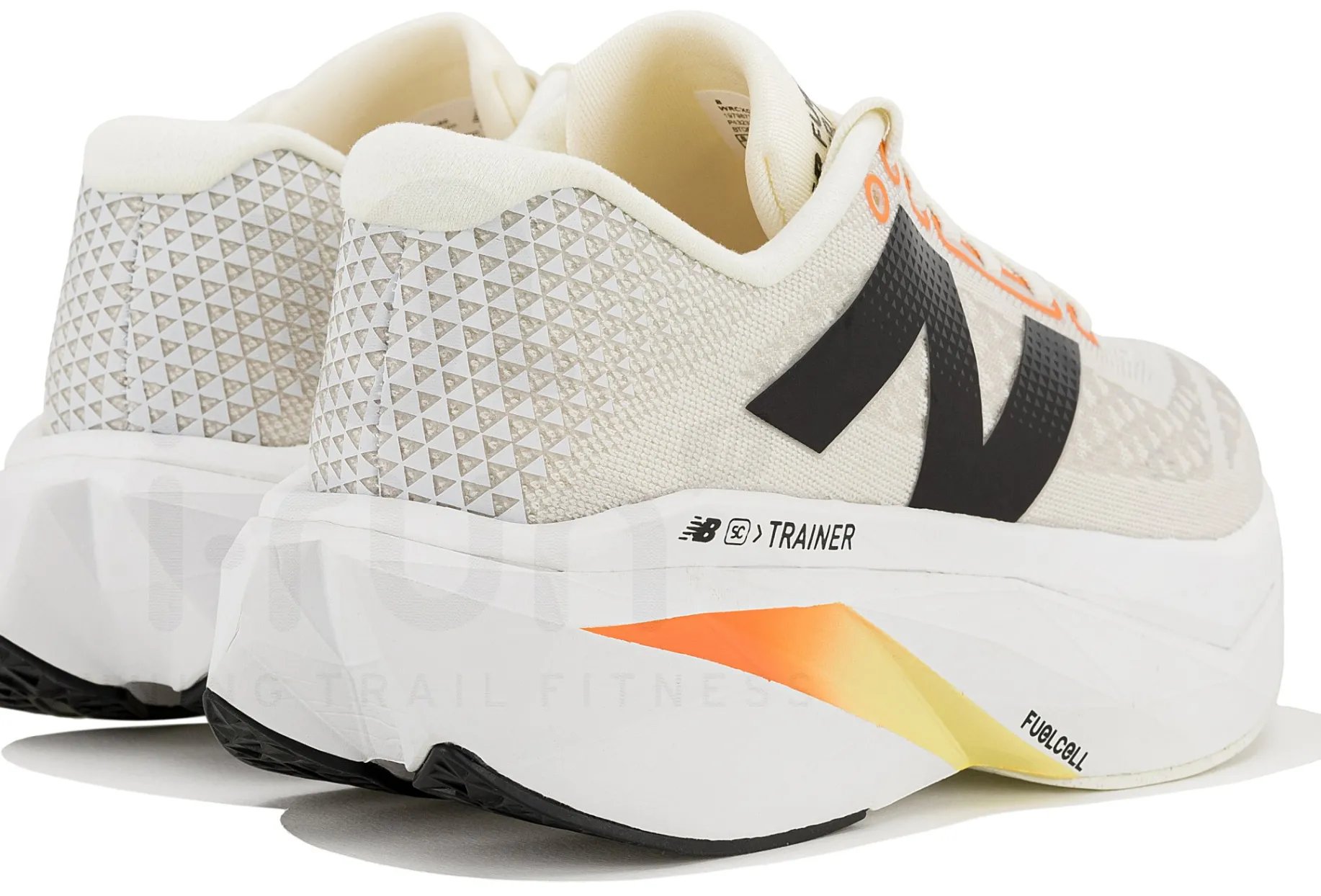 New Balance FuelCell SuperComp Trainer V3