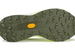New Balance FuelCell SuperComp Trail V2