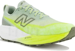 New Balance FuelCell SuperComp Trail V2