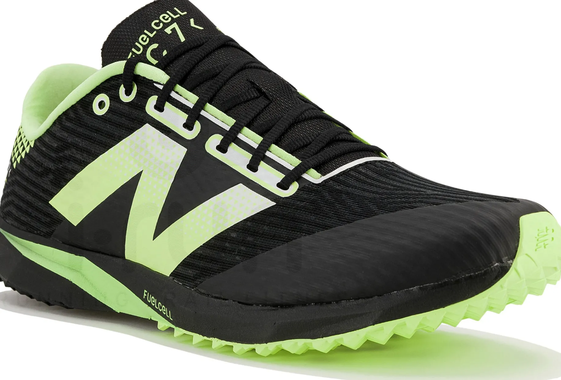 New Balance FuellCell XC700 V5