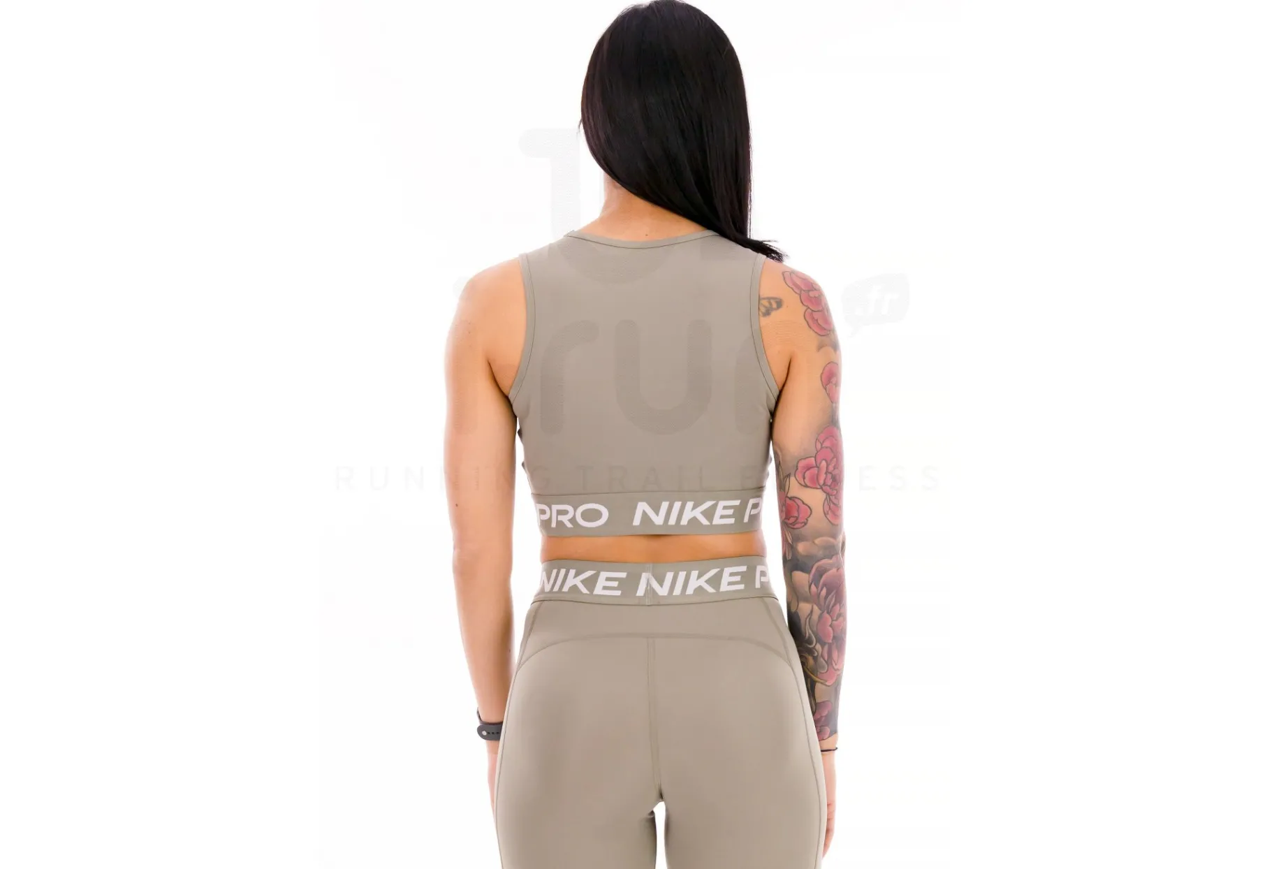 Nike Pro 365