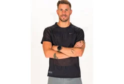 Nike camiseta manga corta Dri-Fit ADV Run Division TechKnit