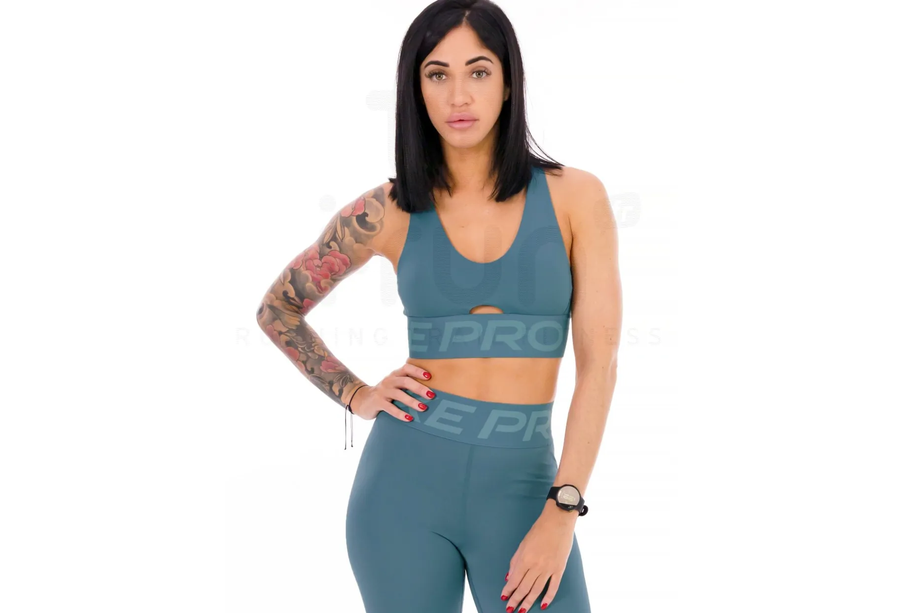 Nike Indy Plunge
