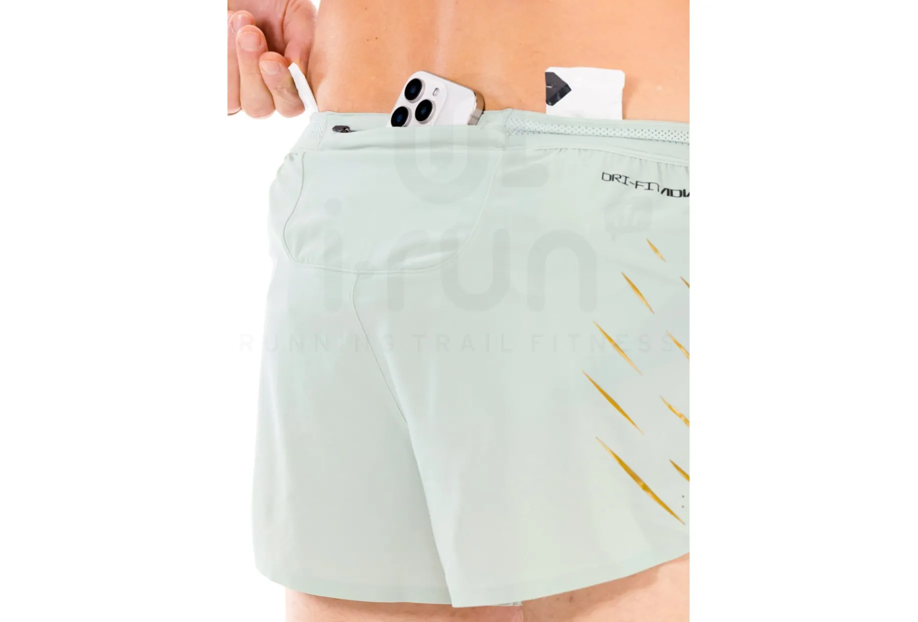Nike pantalón corto AeroSwift Jakob
