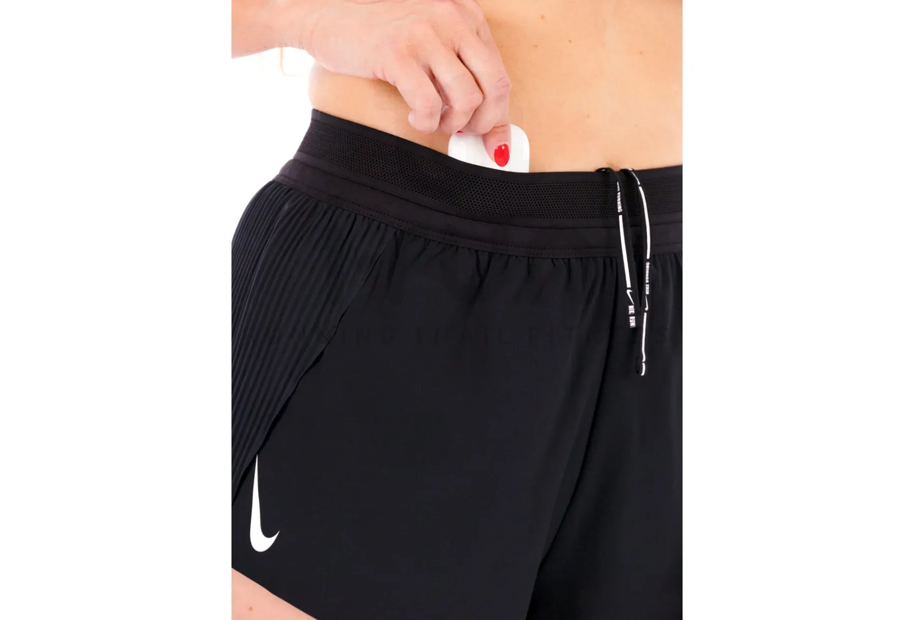 Nike pantalón corto AeroSwift
