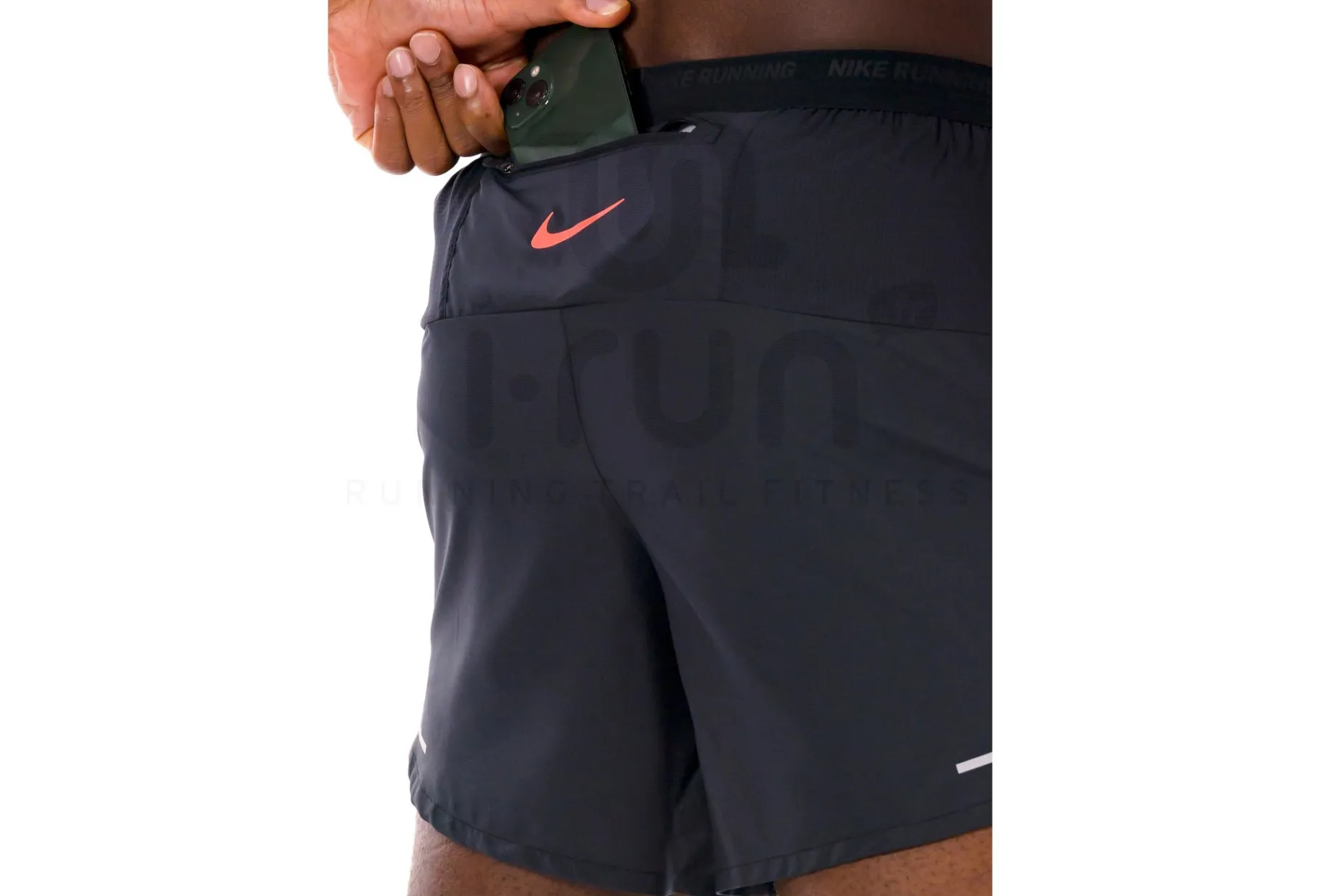 Nike pantalón corto Nike Stride Run Energy 13 cm