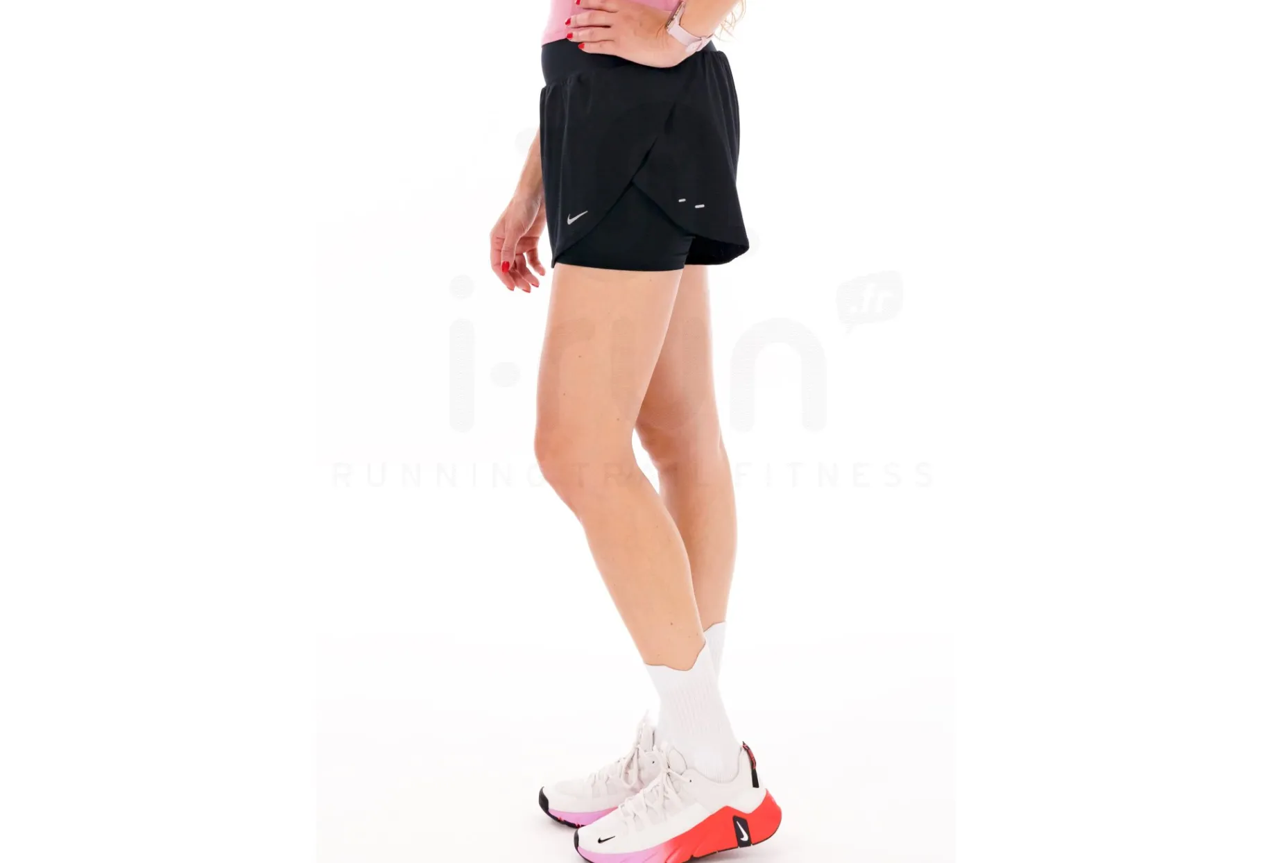 Nike pantalón corto Tempo Flow 2 en 1