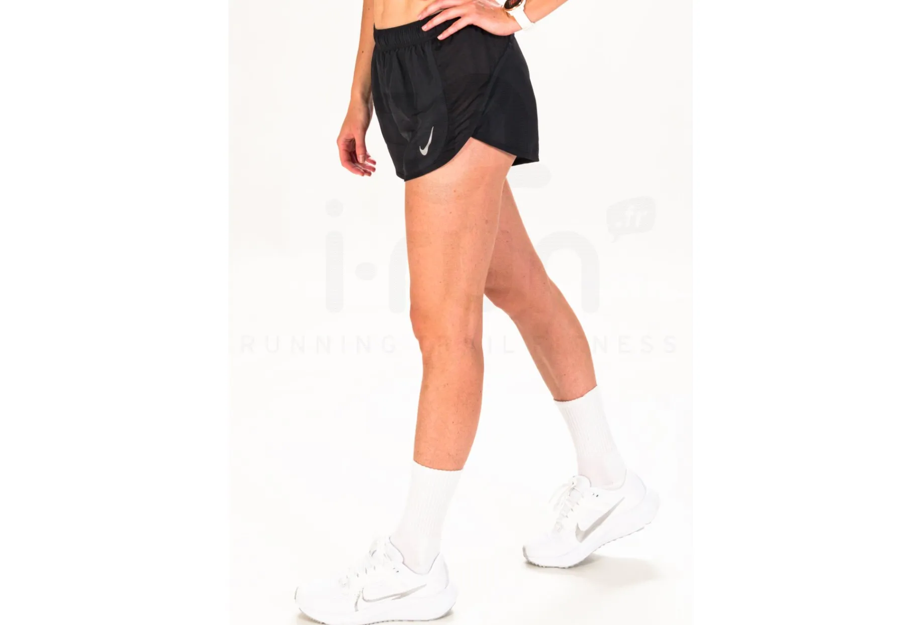 Nike pantalón corto Tempo Race