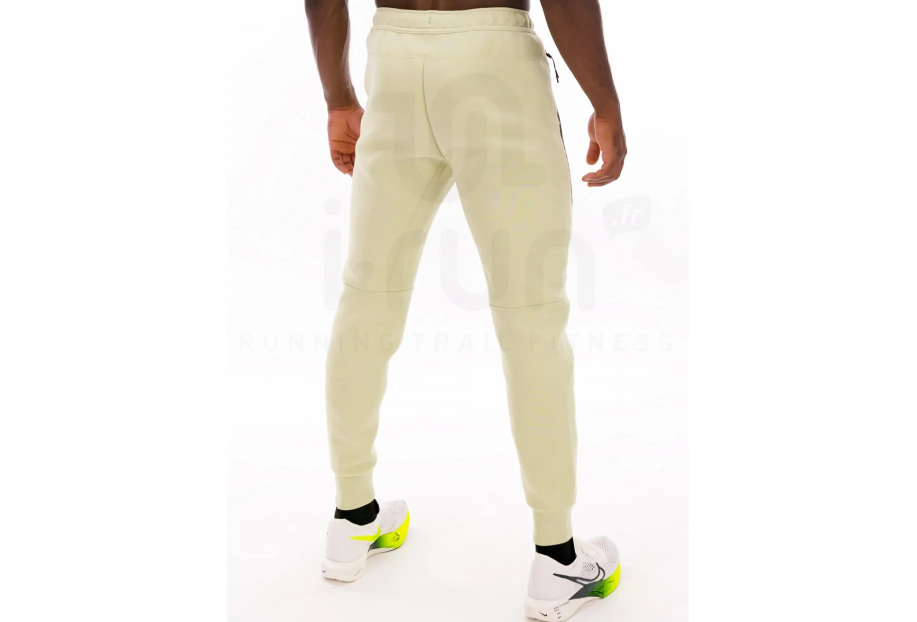 Nike pantalón Tech Fleece