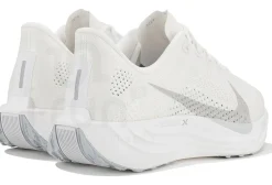 Nike Pegasus Plus