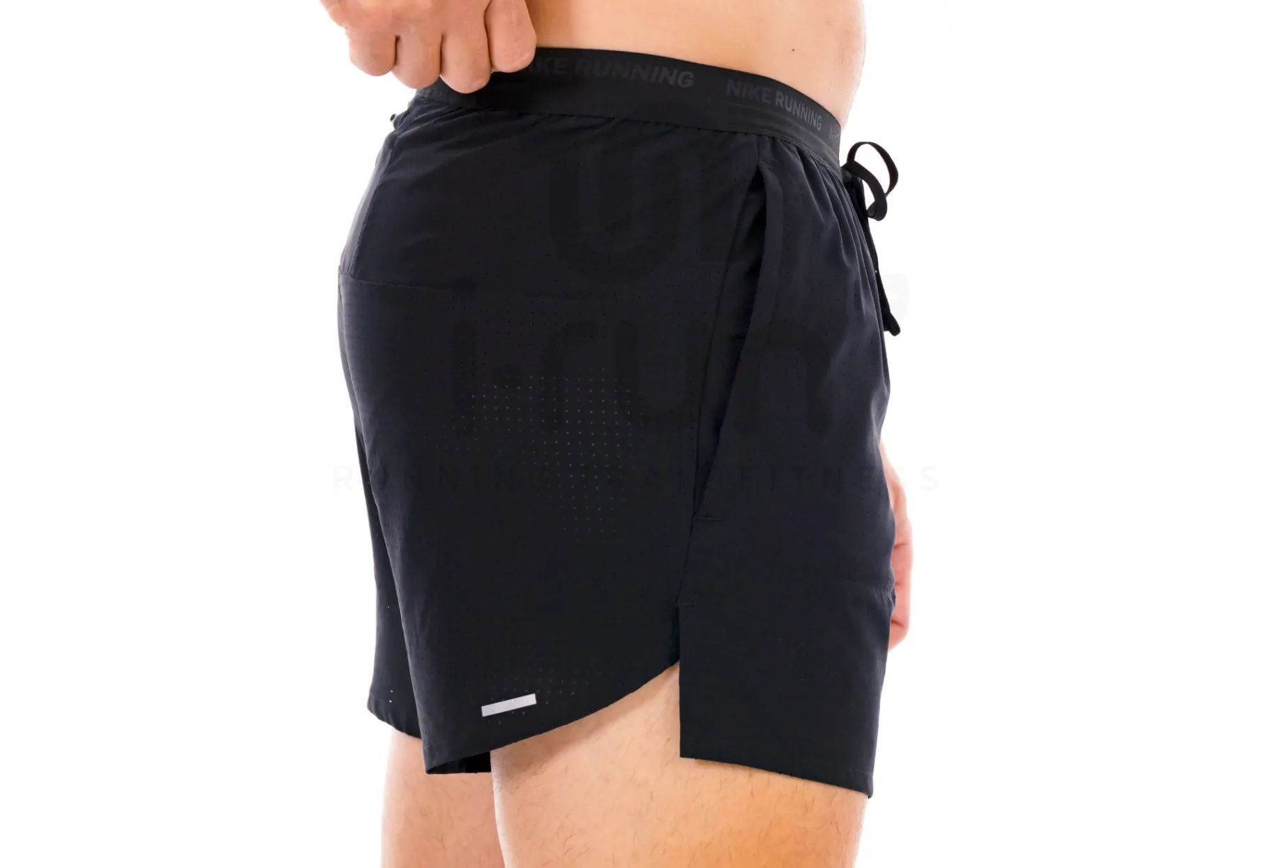 Nike Stride Perforated