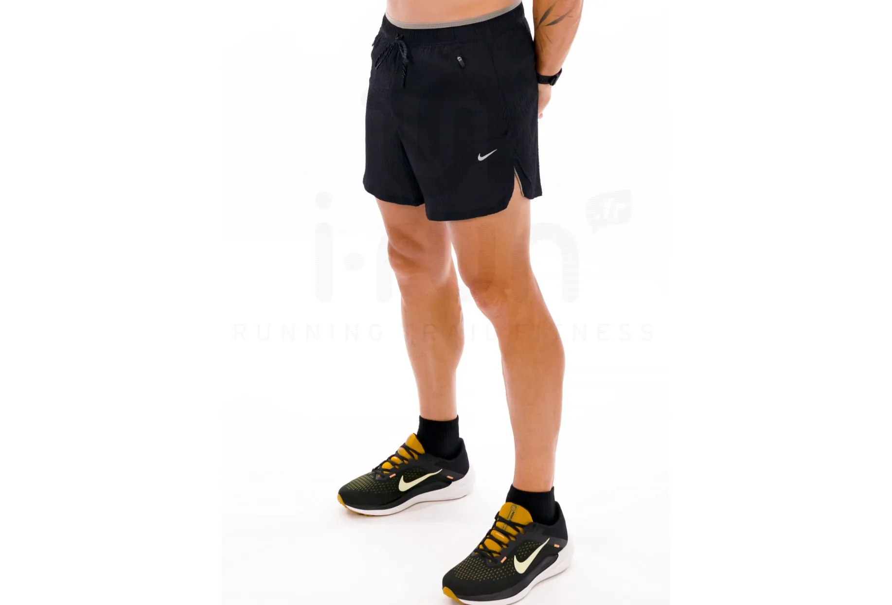 Nike Stride Run Division