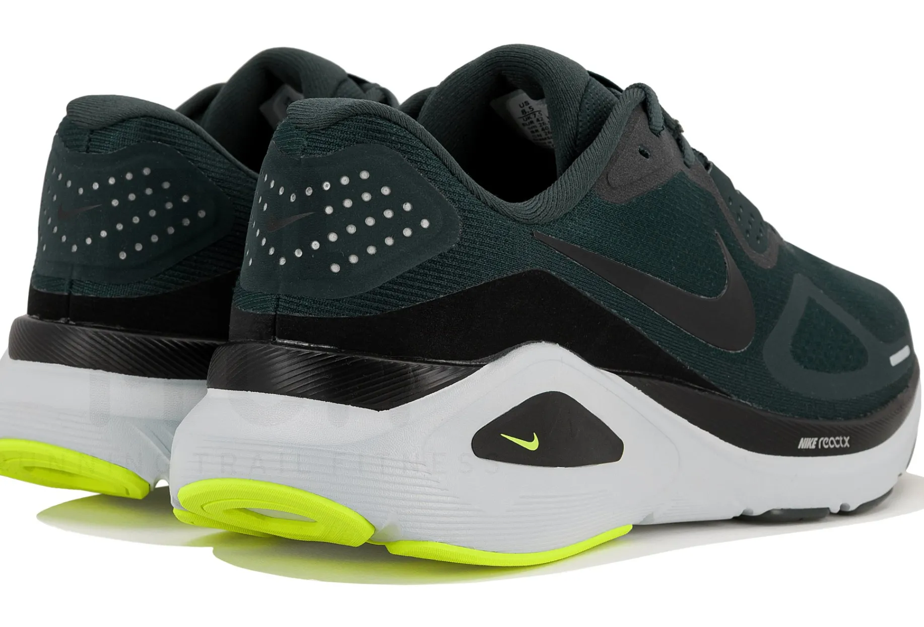 Nike Structure 26
