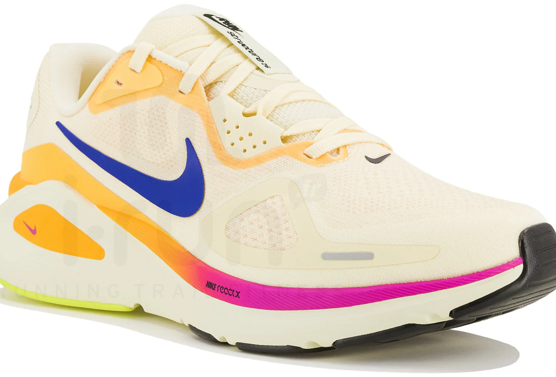 Nike Structure 26