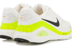 Nike Structure 26