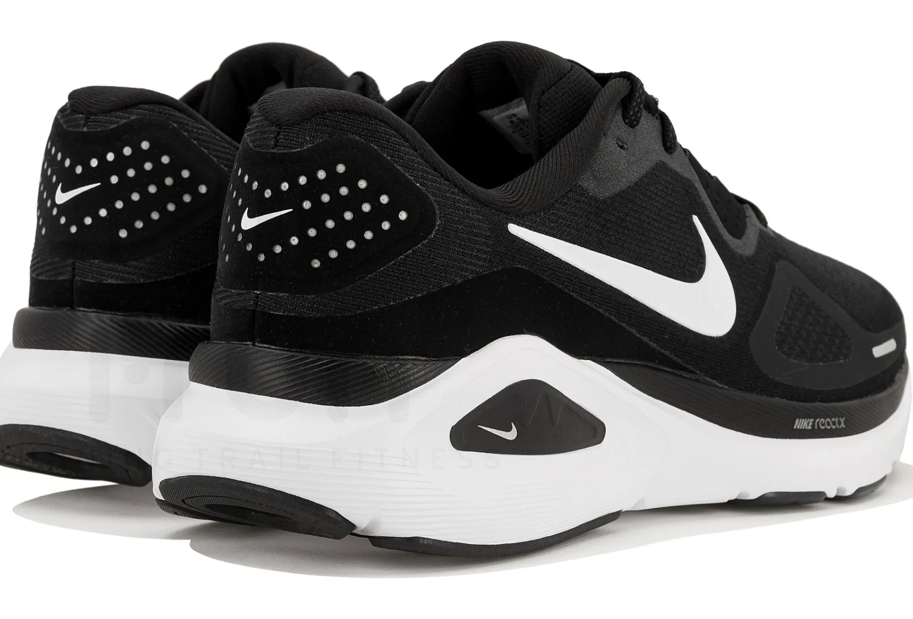 Nike Structure 26