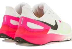 Nike Structure 25