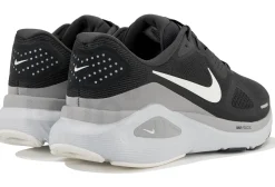 Nike Structure 26