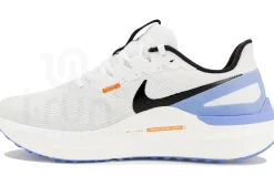 Nike Structure 25