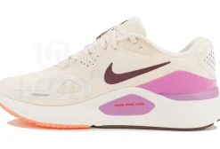 Nike Structure 26