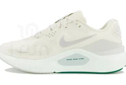 Nike Structure 26 Match A Mile
