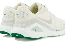 Nike Structure 26 Match A Mile